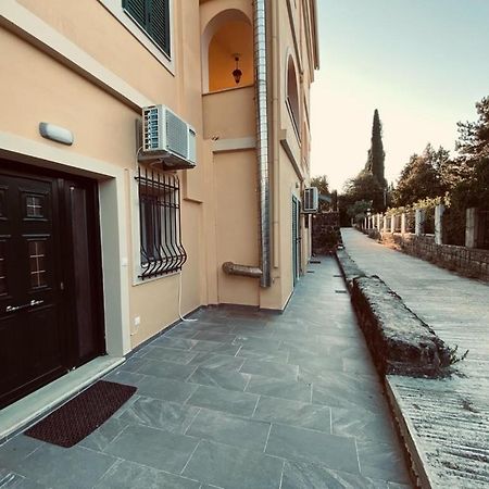 River House Apartment Potamos  Bagian luar foto
