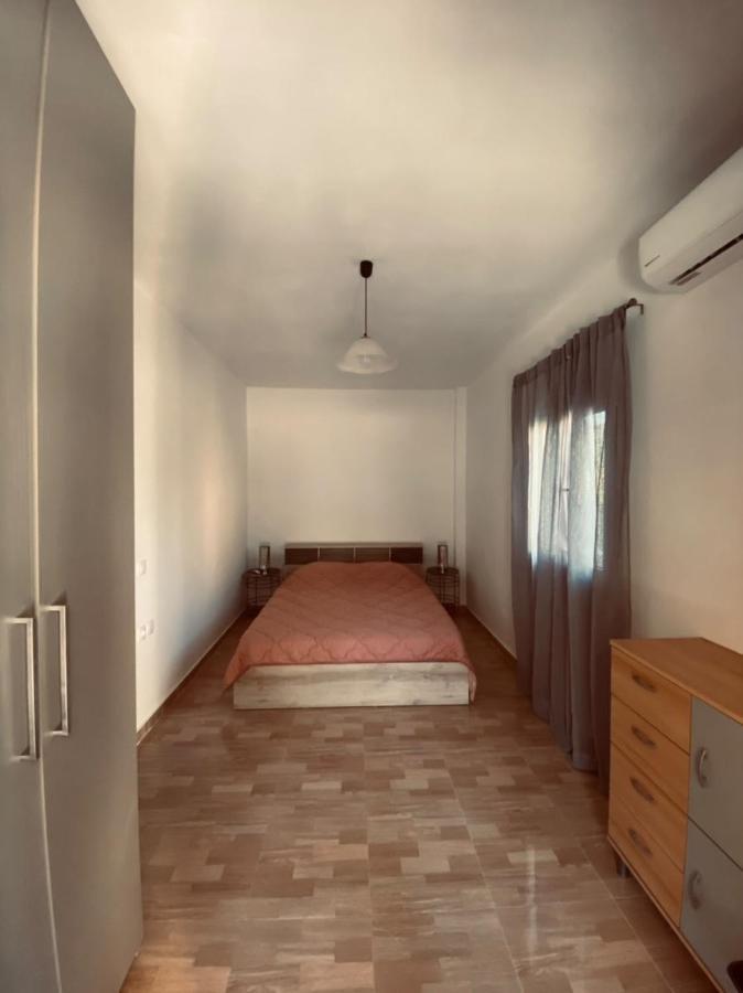 River House Apartment Potamos  Bagian luar foto
